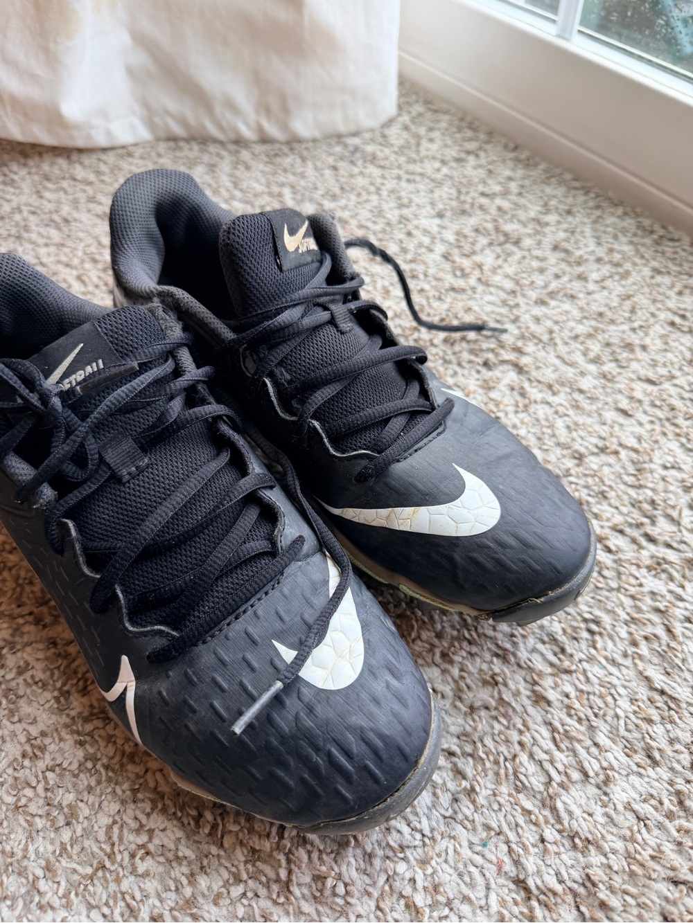 Nike Fastflex Women’s Girl’s Softball Cleats women’s size 7.5